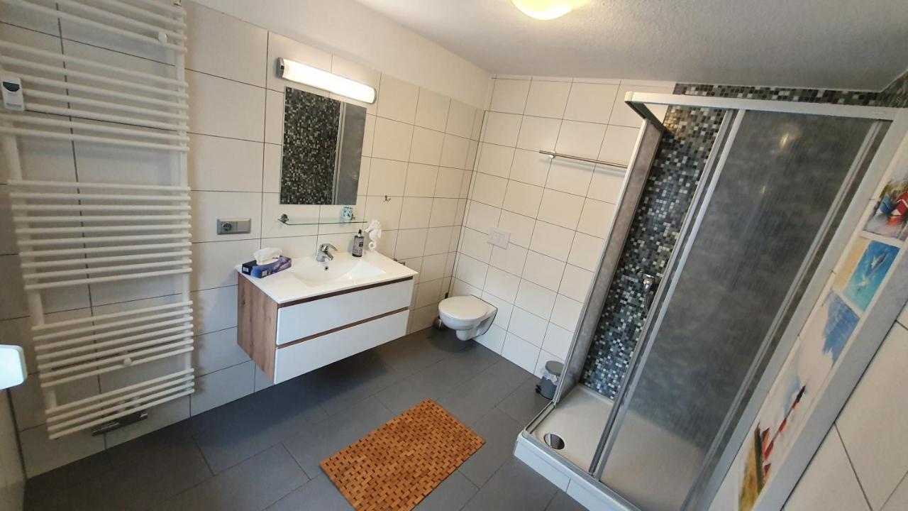 Gaestezimmer & Ferienwohnungen Thon Herbsleben Exteriér fotografie