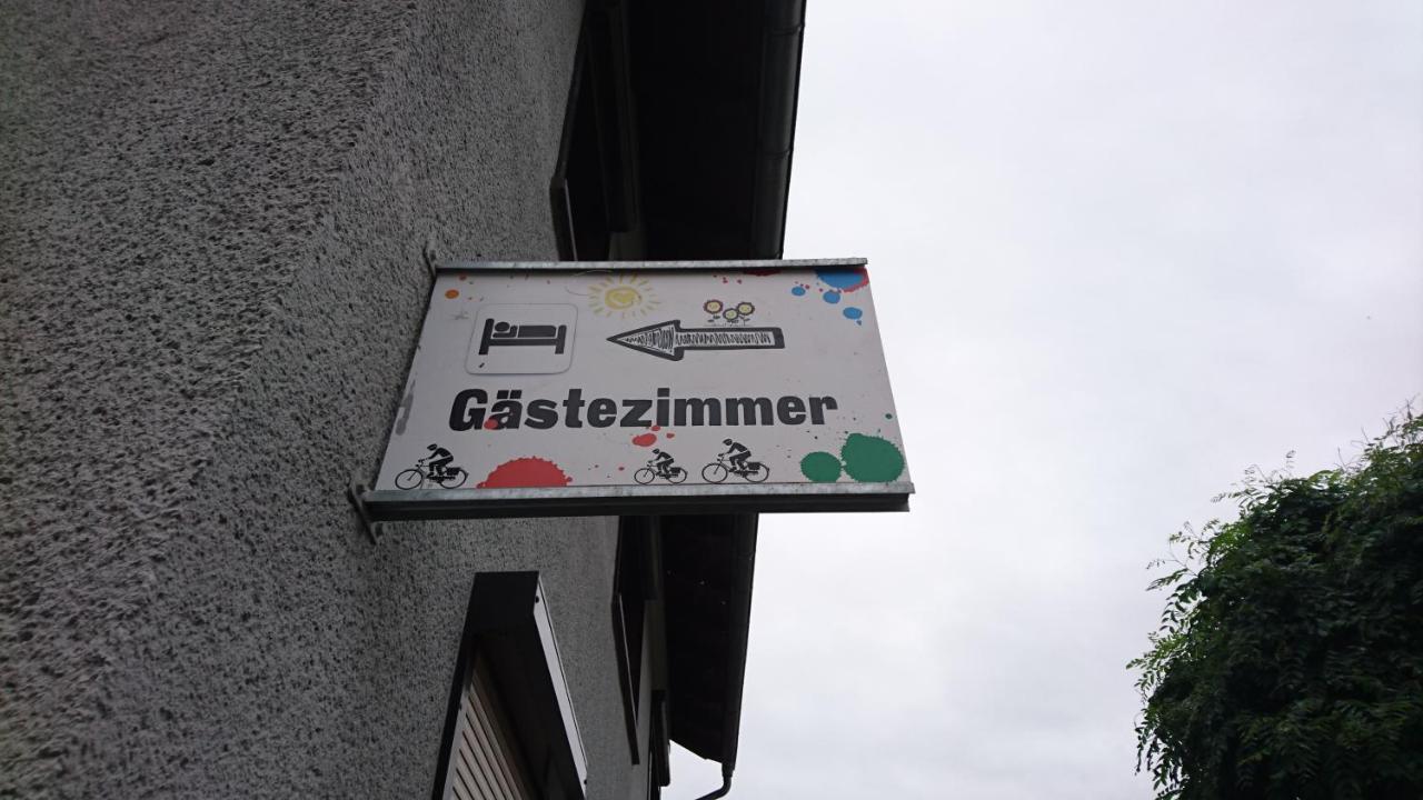 Gaestezimmer & Ferienwohnungen Thon Herbsleben Exteriér fotografie