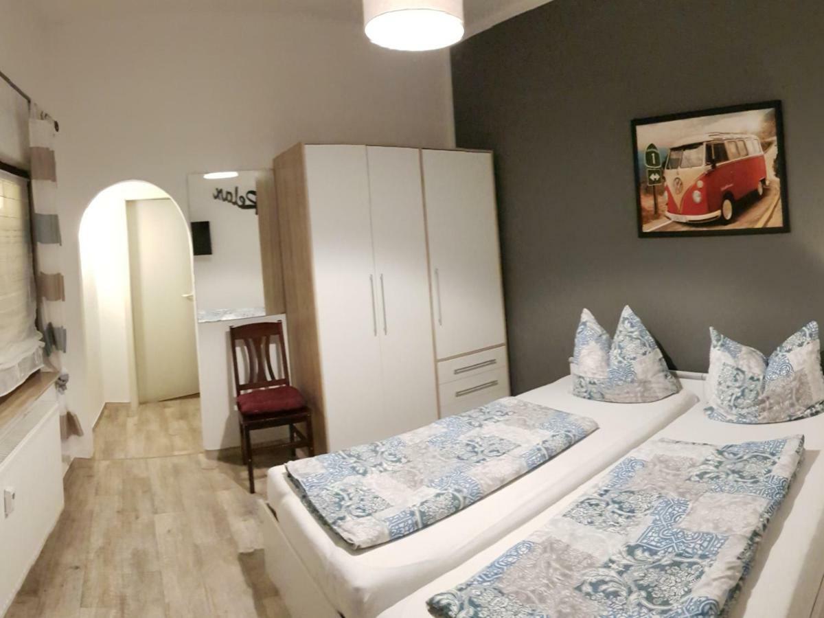 Gaestezimmer & Ferienwohnungen Thon Herbsleben Exteriér fotografie